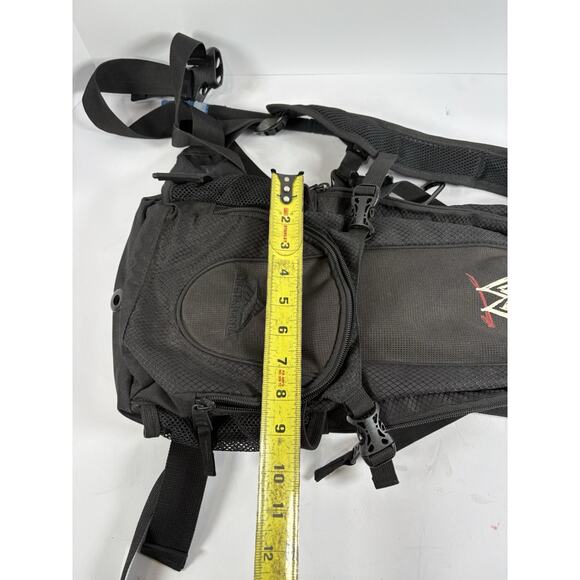 WWE High Sierra Hydration Backpack Black Water Bladder Hiking Pack main image 7